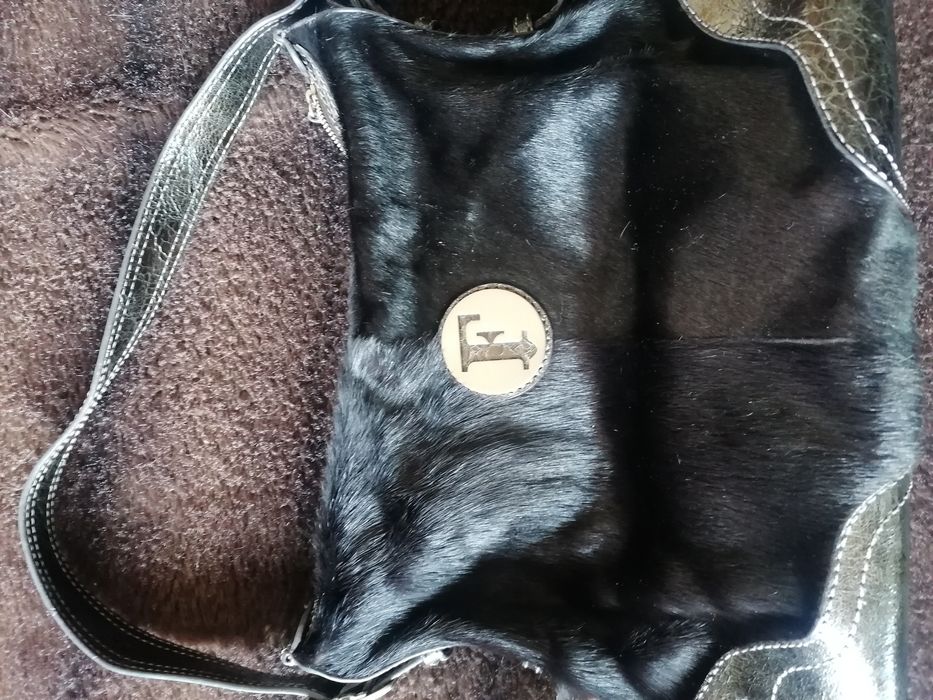 Gianfranco Ferrre torba skóra