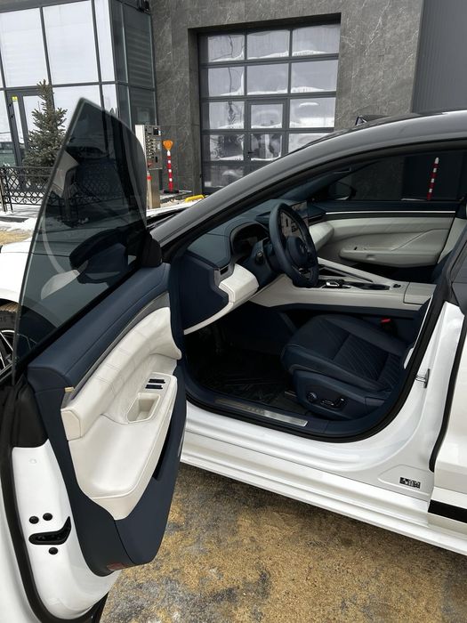 Zeekr 001 2025 WE 95kWh AWD