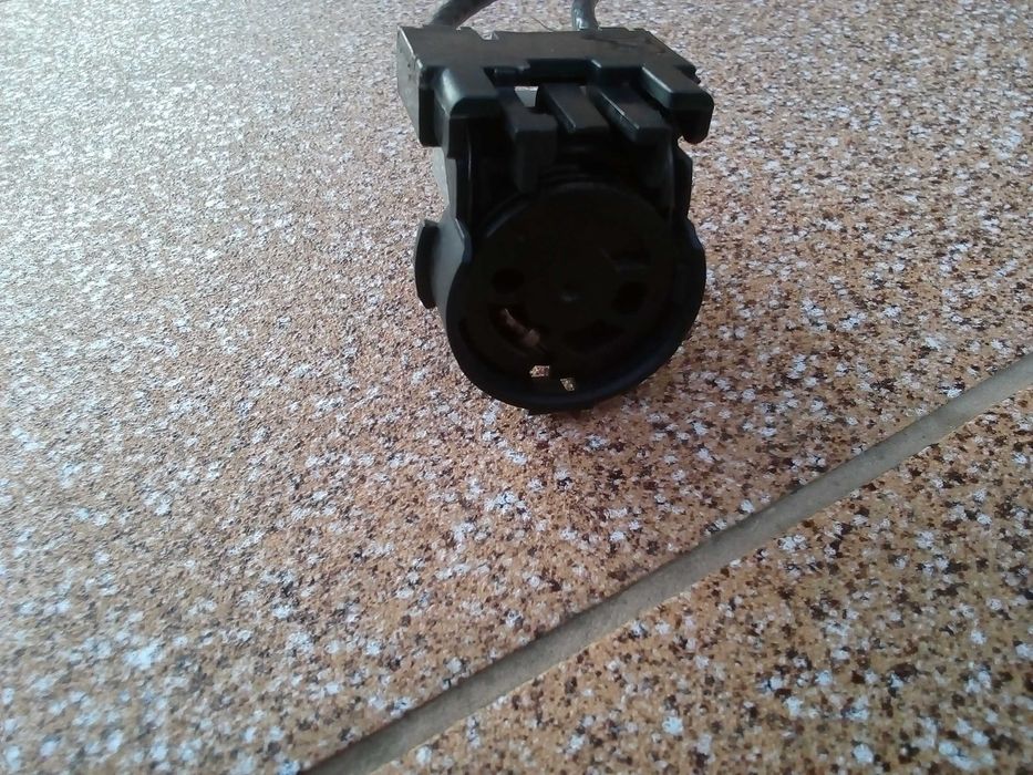 Тросік регулювання напряму потоків обігріву Фокус Мк1 98AB-11503-AE