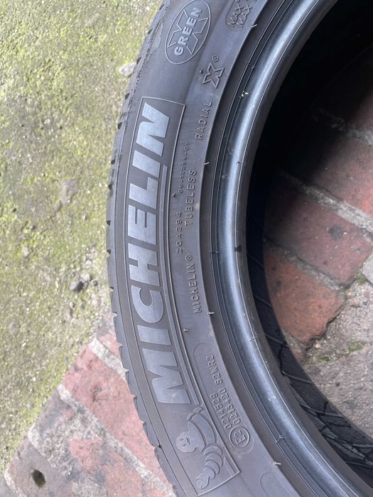 Komp. Opon Michelin 215/55R18