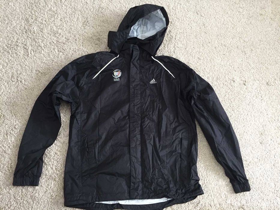 Casacos e Impermeáveis Adidas