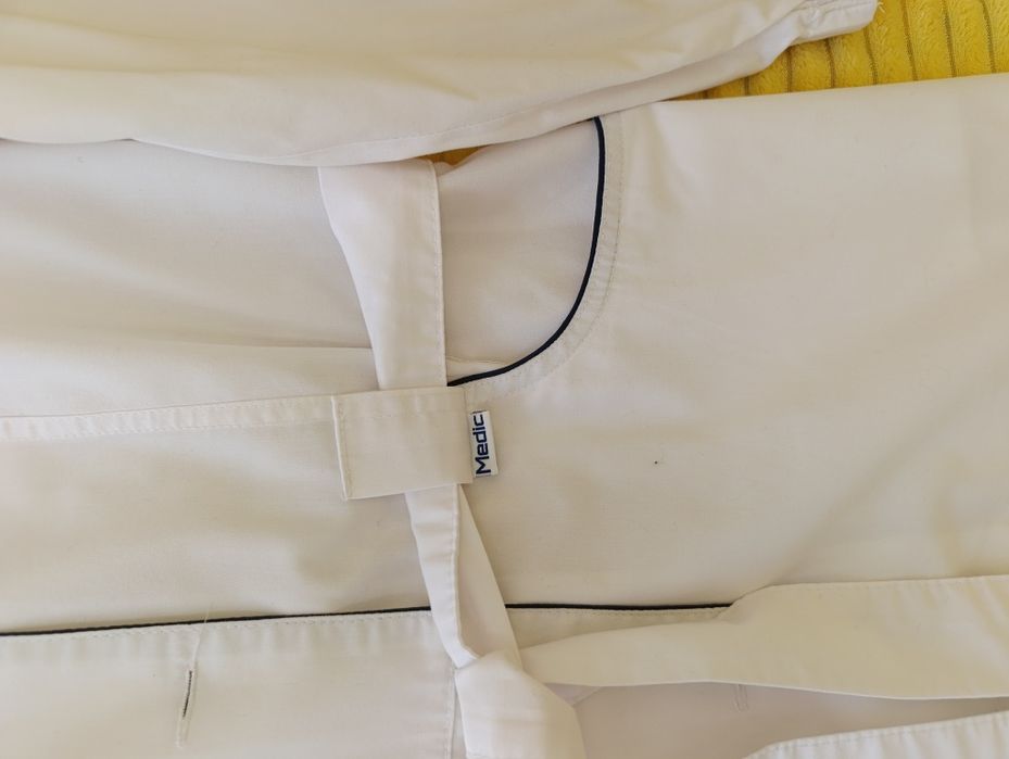 Медичний халат 48