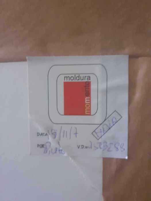 Quadro bordado a ponto de cruz (certificado) para desocupar.