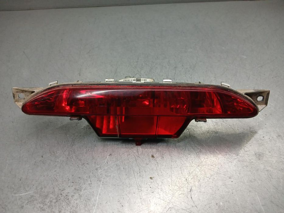 Farolim nevoeiro central PEUGEOT 208 II