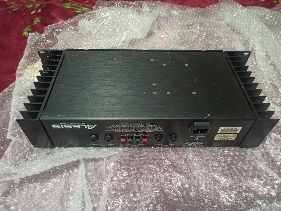 Підсилювач, студійний  Alesis RA 100