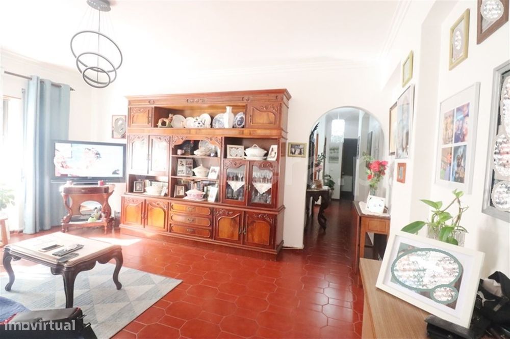 Apartamento t2; Laranjeiro — Laranjeiro E Feijó, Setúbal