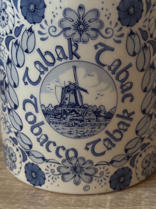 Ceramiczny pojemnik na tytoń Delft Blue