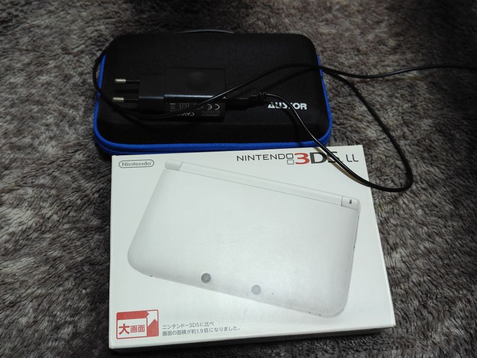 Nintendo 3DS LL 64gb mod