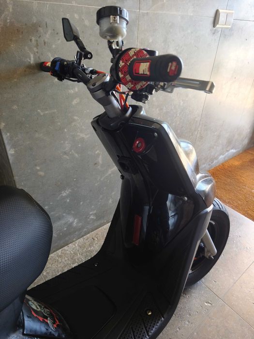 Vendo YAMAHA BWs Naked 2004