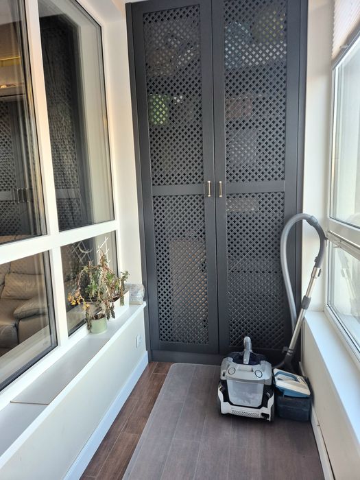 Оренда 2к.к-ра 80,2м2 Варшавський/Варшавский.Євроремонт.Генератор