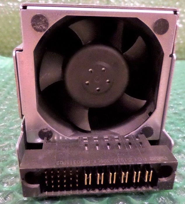 Блок живлення серверний Dell 2950 750W 100-240V 50/60Hz 12V 62,4А