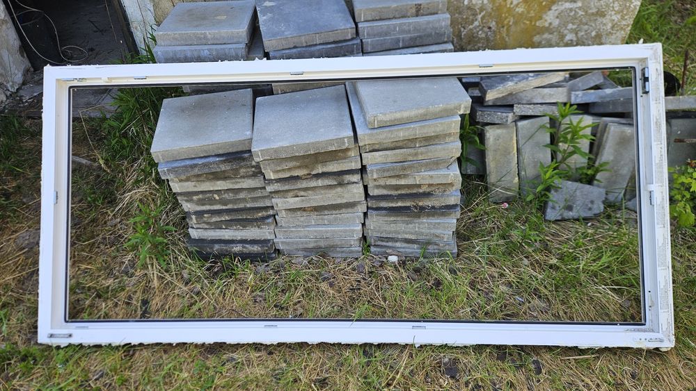 Okno balkonowe używane, 212 x 98