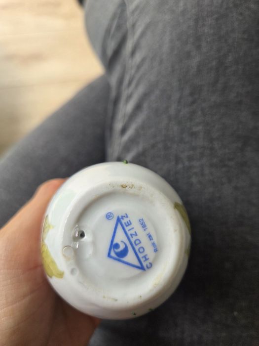 Piękne ceramiczne jajko Chodzież