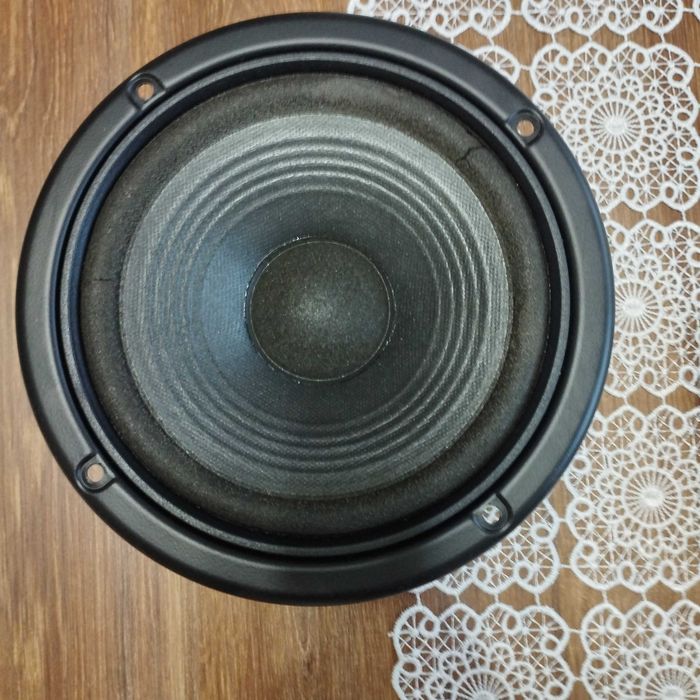 Kolumny JBL model TLX40 6ohm lub LX300 4ohm