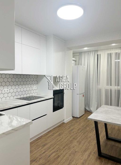 Світла 1-кімнатна квартира в оренду Нова Будова-2