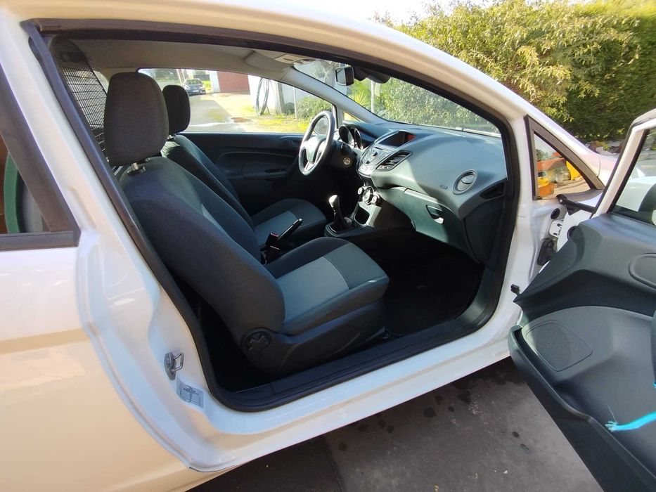 FORD FIESTA 1.4 70cv
