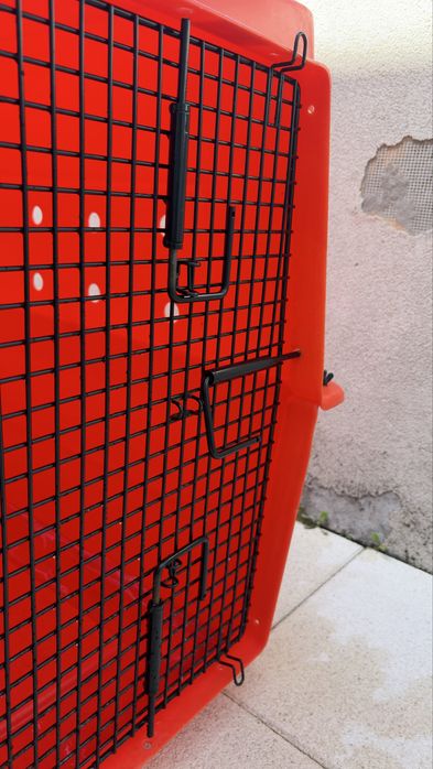 Caixa transportadora para cão IATA – Modelo 400L – 70x70x90 cm