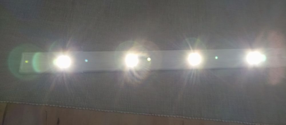 Calha led com 3 intensidades e 2 tipos de luz quente e fria