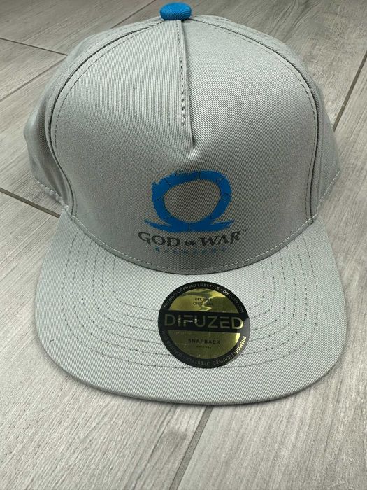 Czapka snapback God of War Ragnarök Difuzed – szara / niebieska – nowa