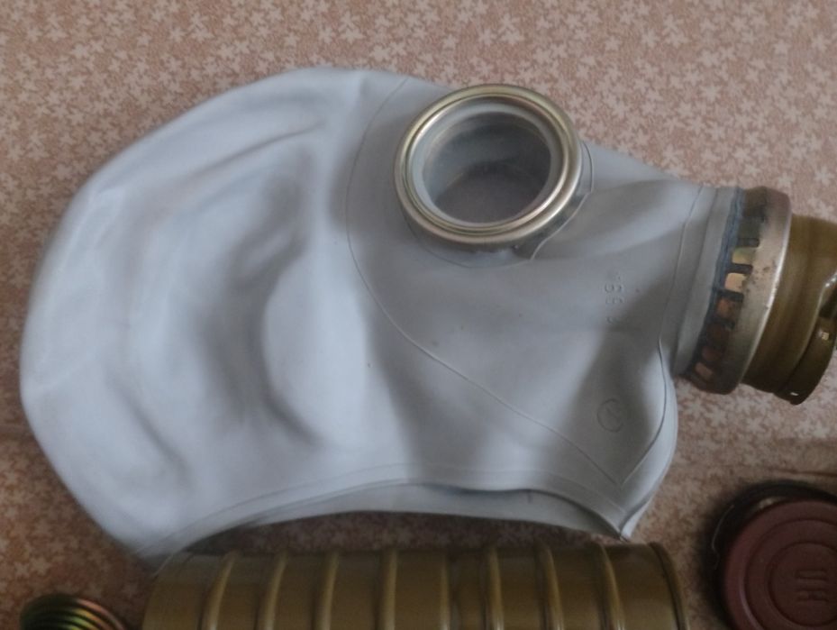 Продам противогаз рш-4