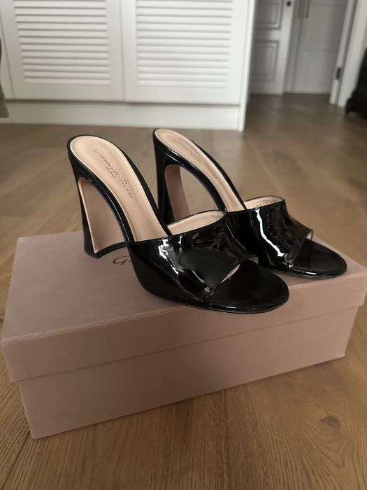 Мюлі Gianvitto Rossi оригінал