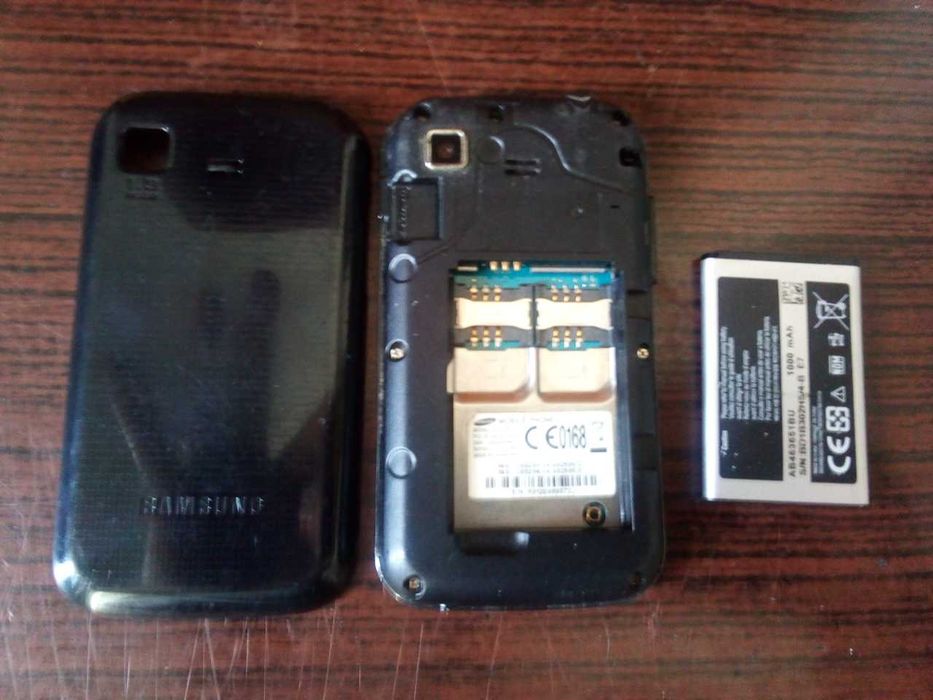 Telemóvel Samsung Duos GT C3222, em bom estado de conservação!
