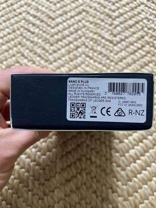 Криптовалютний гаманець Ledger Nano S Plus Original Matte Black