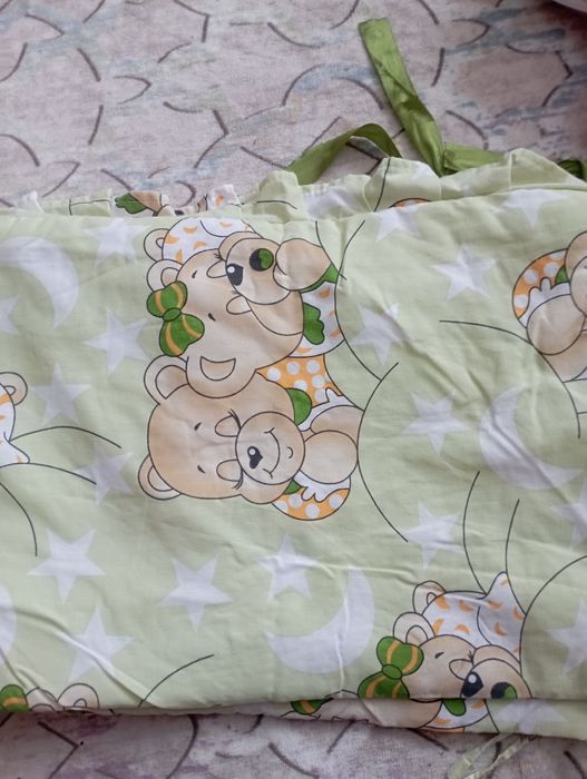 Дитяча постіль бортики