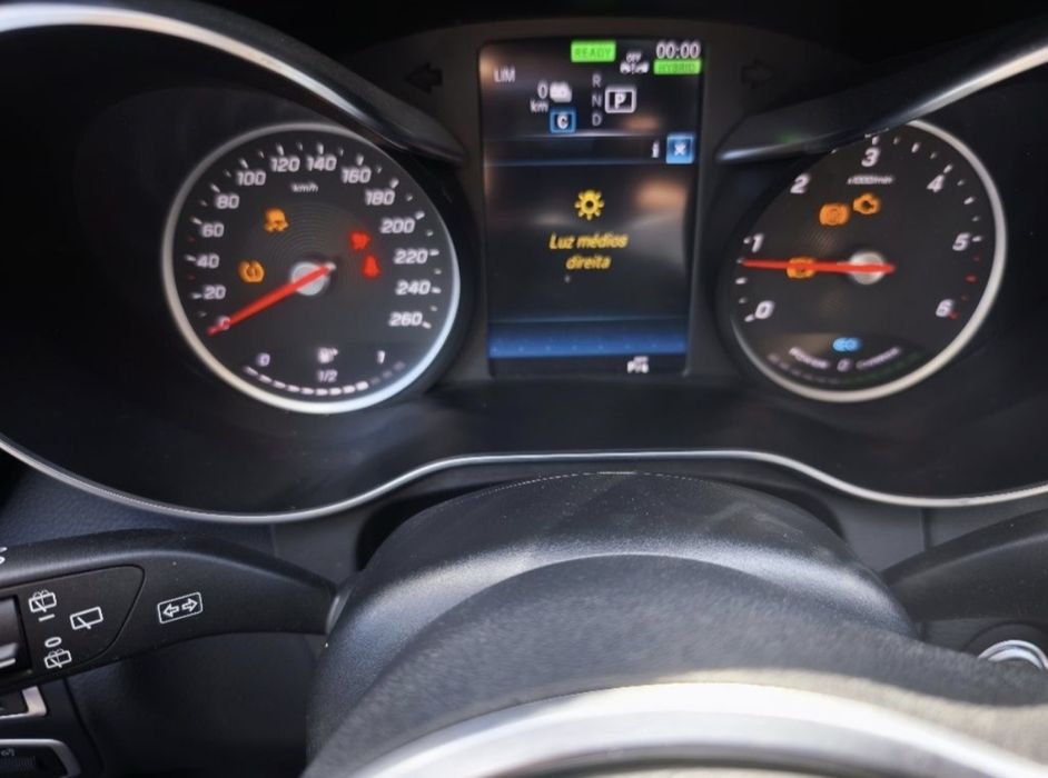 Mercedes  C300 h