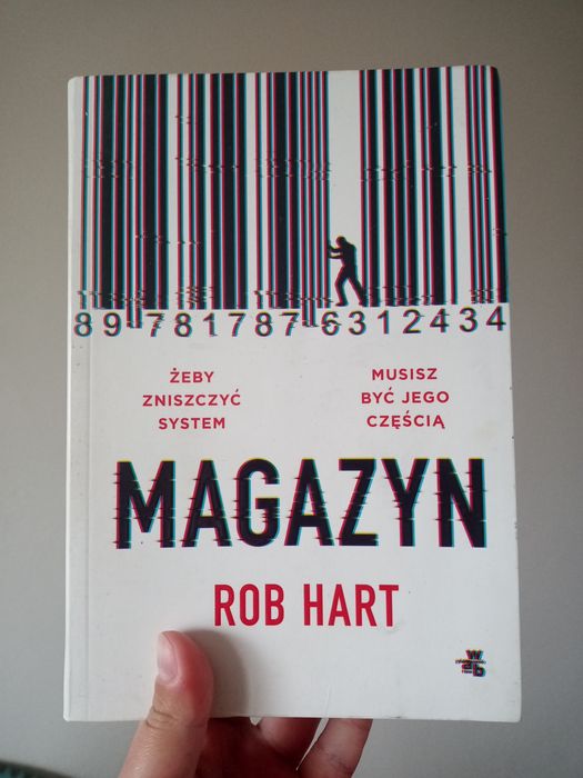 Magazyn. Rob Hart