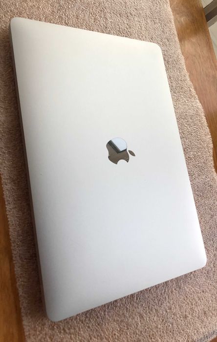 MacBook Pro 13 M1  2021 8GB 512GB 100% батарея, как новый, бонусы