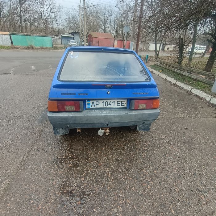 Таврія заз таврон