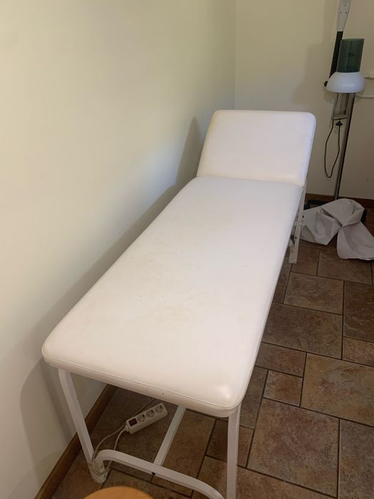 Marquesa de Estética / Cama de Tratamento Branca - Profissional