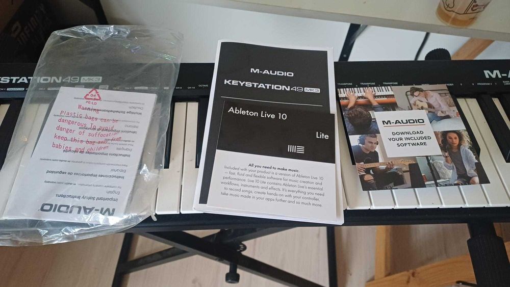 Teclado Midi Keystation 49 MK3