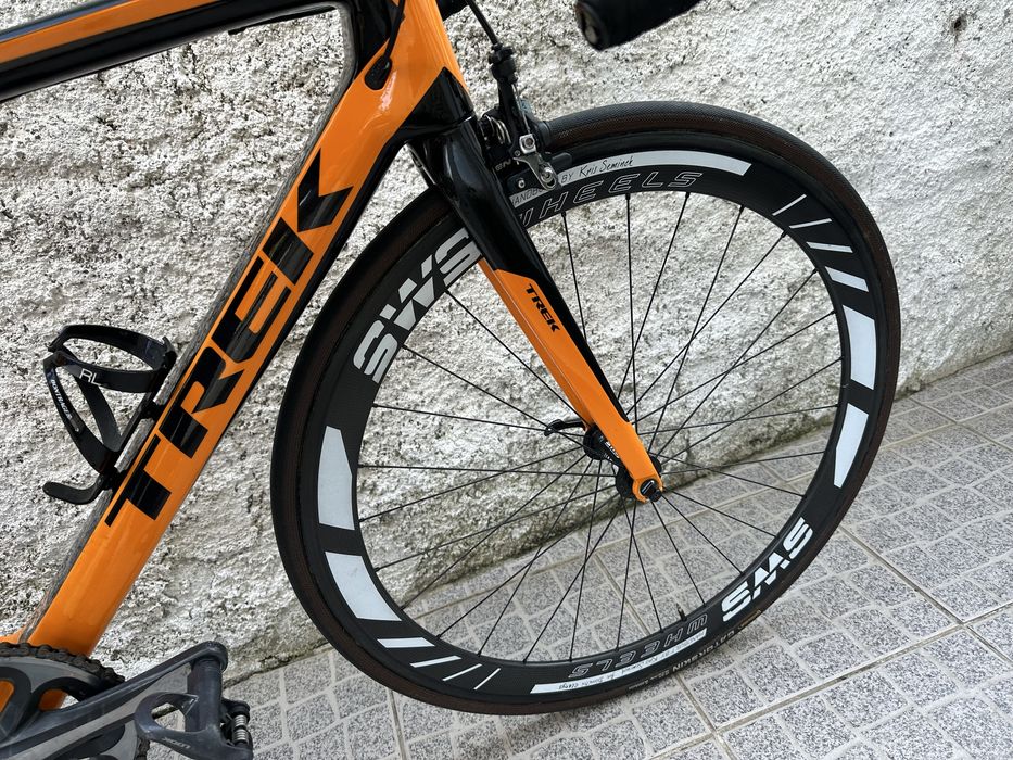 Bicicleta TREK em carbono