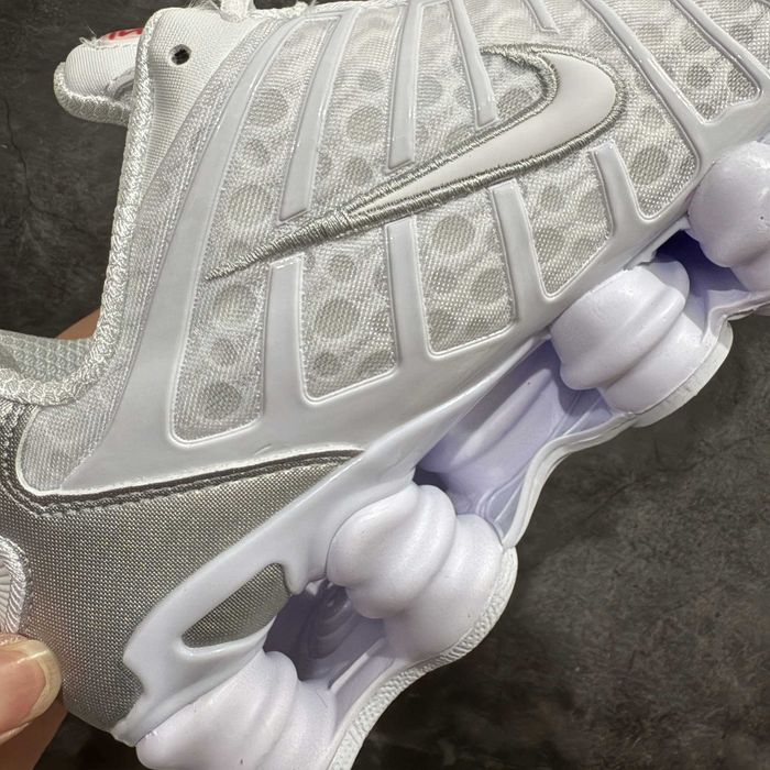 Nike_Shox TL  Biały R.38