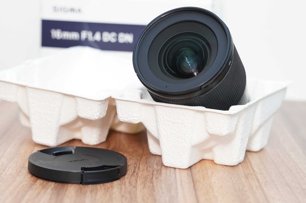 Obiektyw Sigma 16 1.4 sprzedam lub zamienię, Sony E