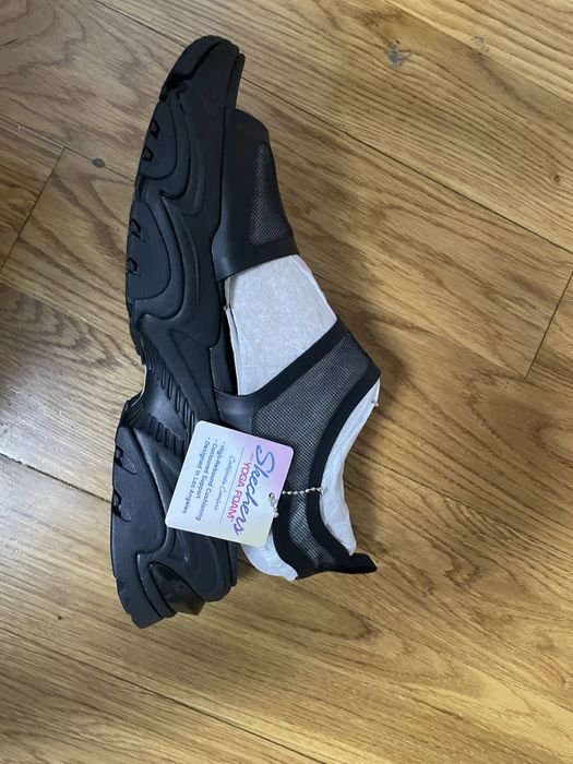 Нові босоніжки сандалії Skechers
