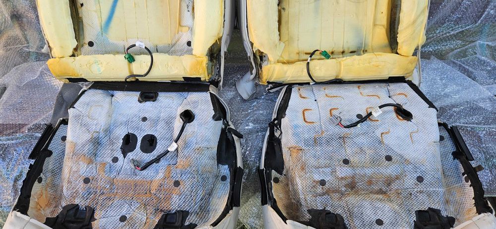 Оригінальний шкіряний салон Крайслер 200 15-16р.