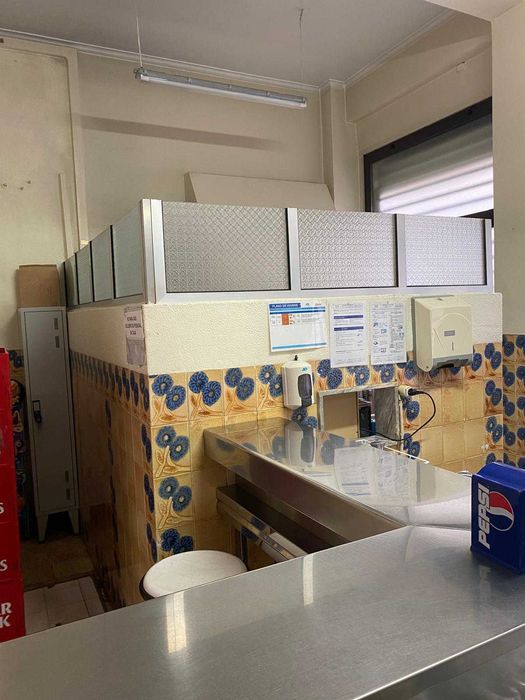 Trespasse do café/snak-bar equipado | Alverca do Ribatejo