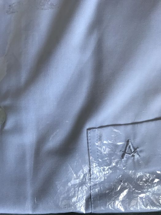 Біла чоловіча сорочка. Нова. Італія