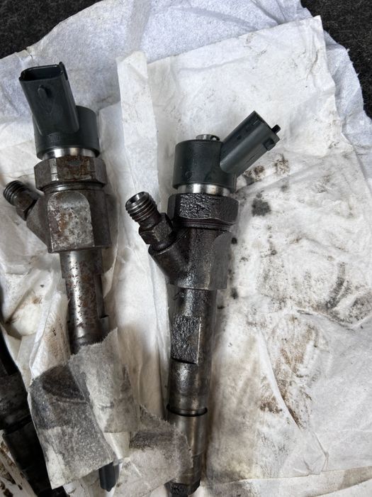 Продам форсунки Рено Меган 2 1.9 dci