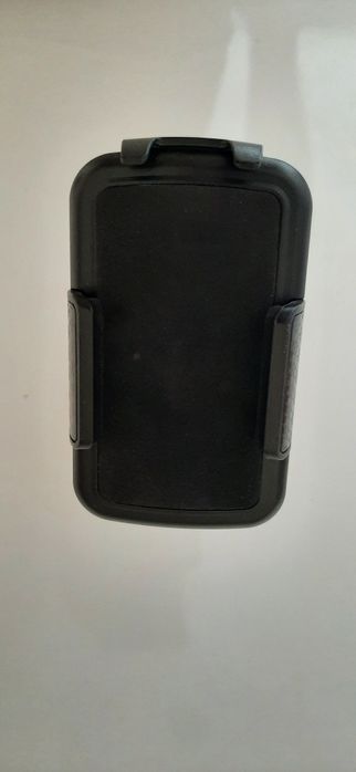 Uchwyt samochodowy na telefon