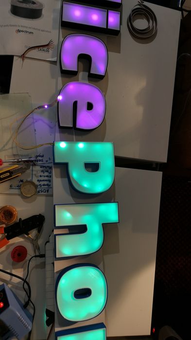 Nome com leds personalizados