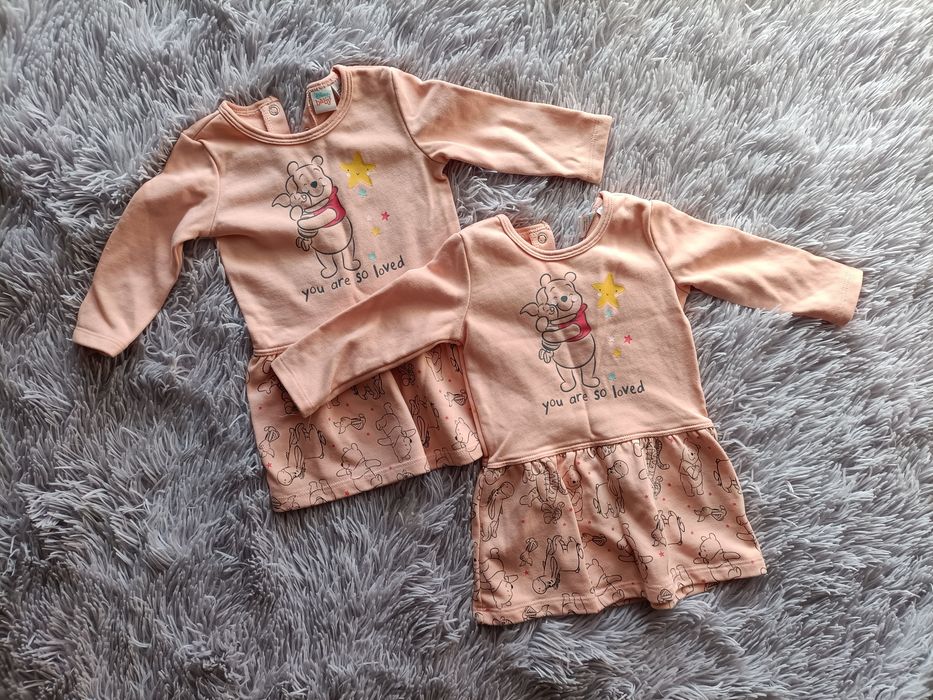 Sukienki niemowlęce, r. 62/68, Kubuś Puchatek - 2 sztuki