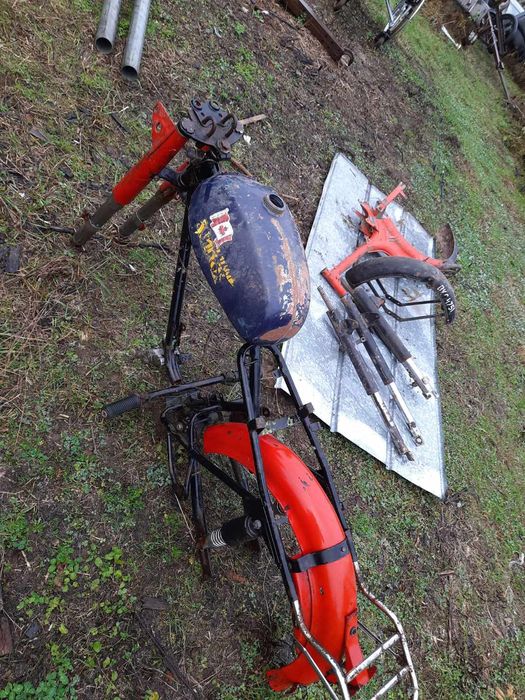 WSK 125 rama komar części