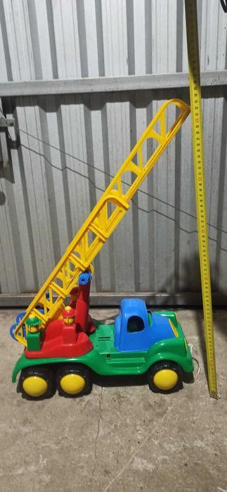 Duży wóz strażacki 64 cm