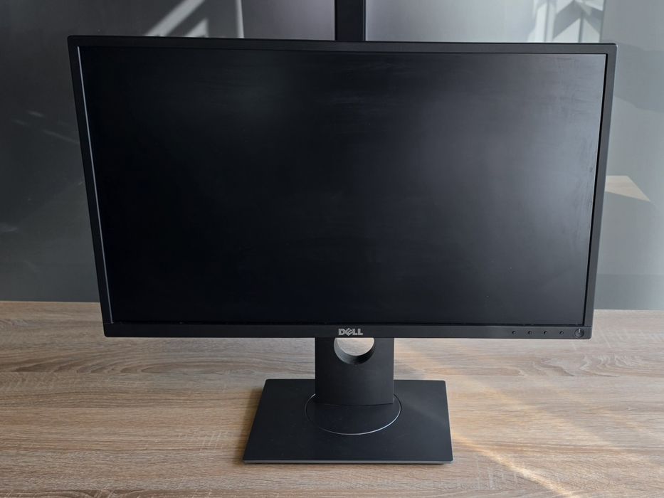 Монитор Dell P24-10шт.