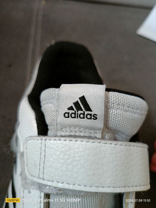 Buty firmy Adidas.