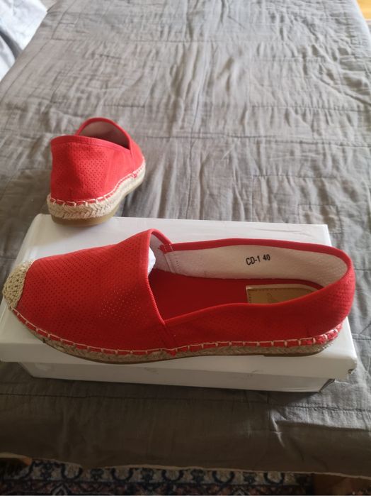Espadryle nowe czerwone